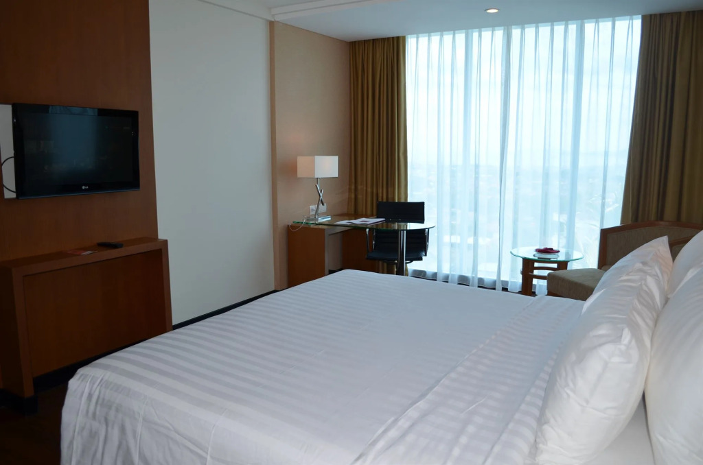 Emersia Hotel and Resort