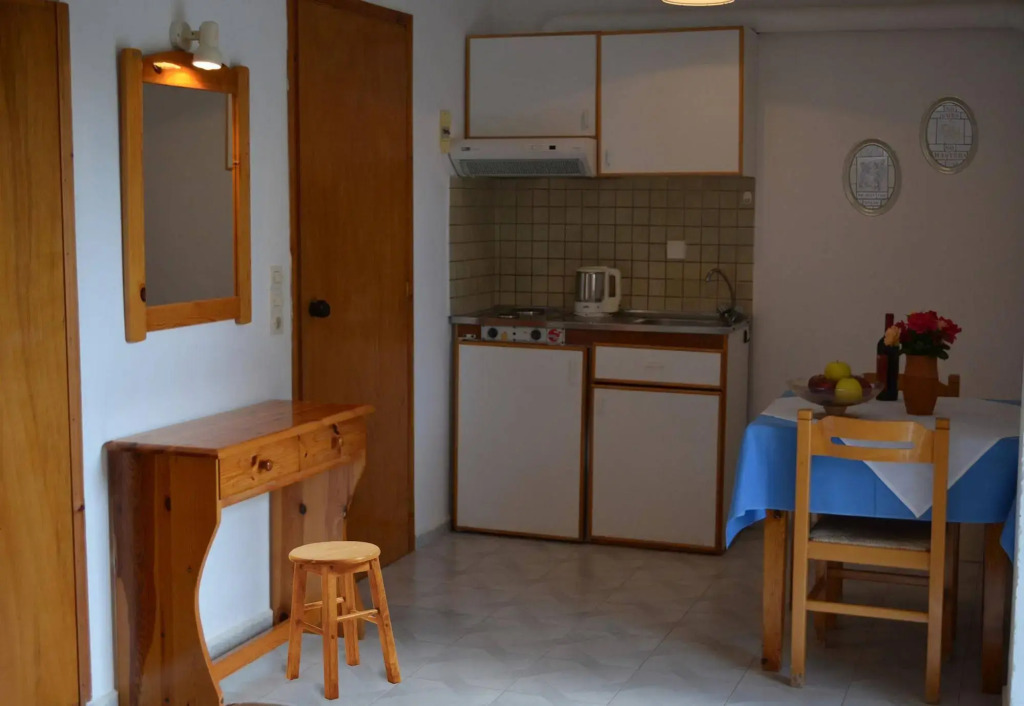 Emilia Apartments