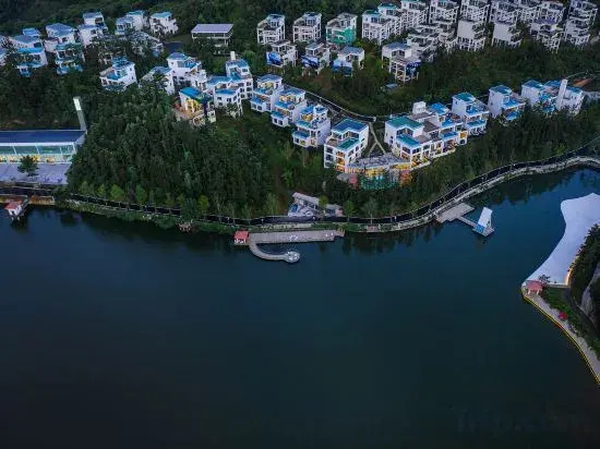 Moganshan High Mountain Forest Adventure Park · Xuan Yong Shilily Hotel