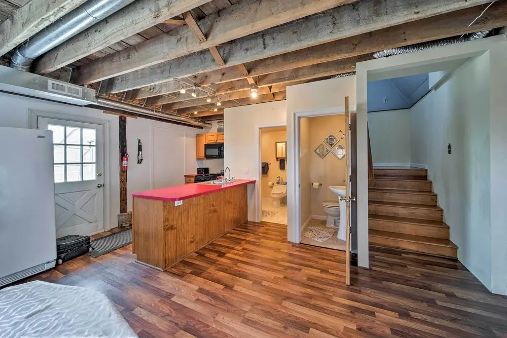 Updated Berger Cottage w/ Pool, on a Private Farm!