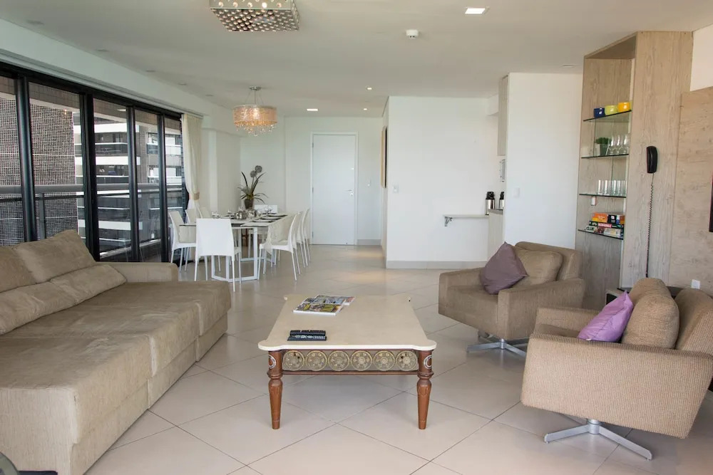 LA1109 Luxuoso apartamento de 3 quartos no Landascape