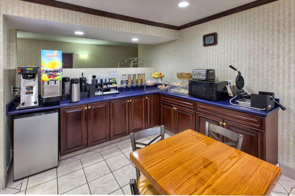 Country Hearth Inn of Knightdale