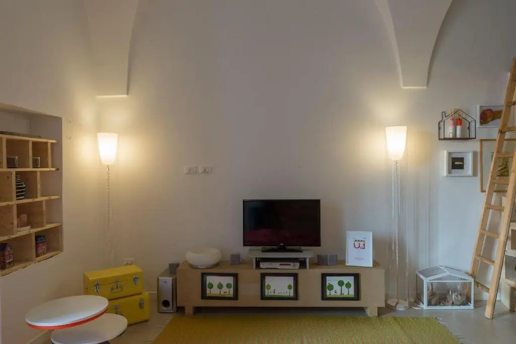 Vintage Loft with Terrace by Wonderful Italy