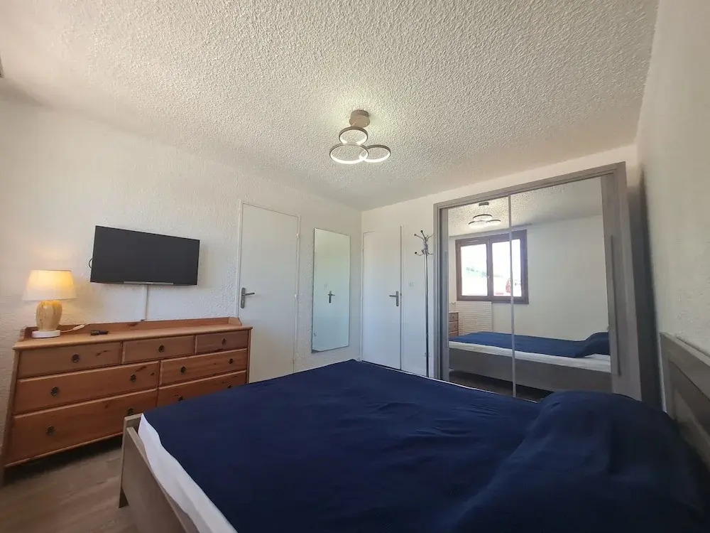 Apartment With Full Amenities