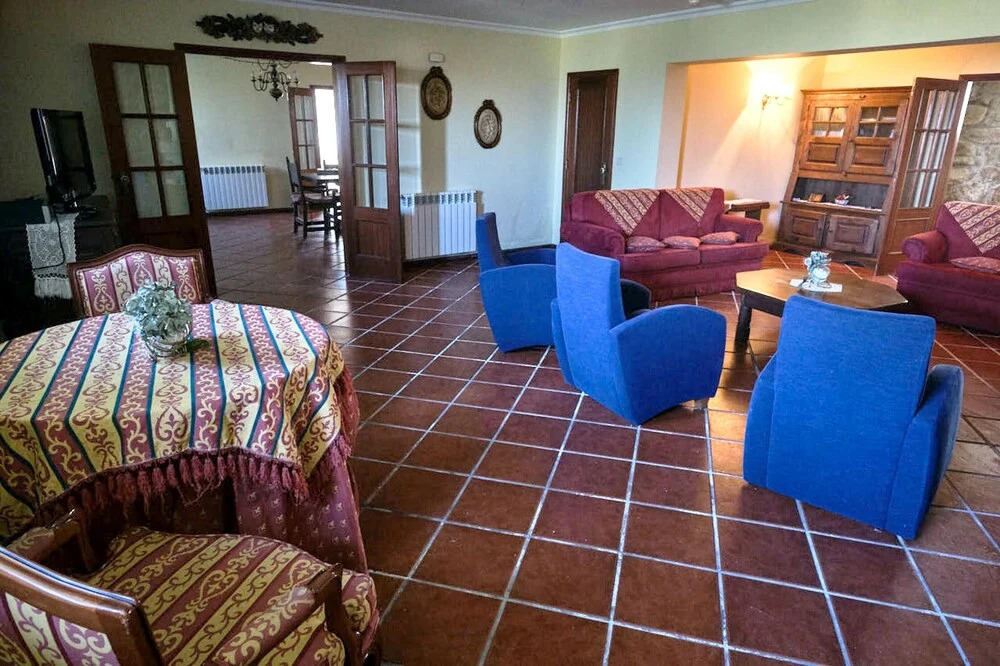 Villa With 6 Bedrooms in Mogadouro, With Private Pool, Terrace and Wifi