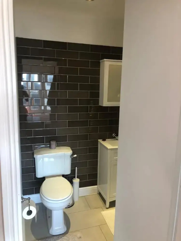 2 Bedroom Brighton Apartment With Sea Views