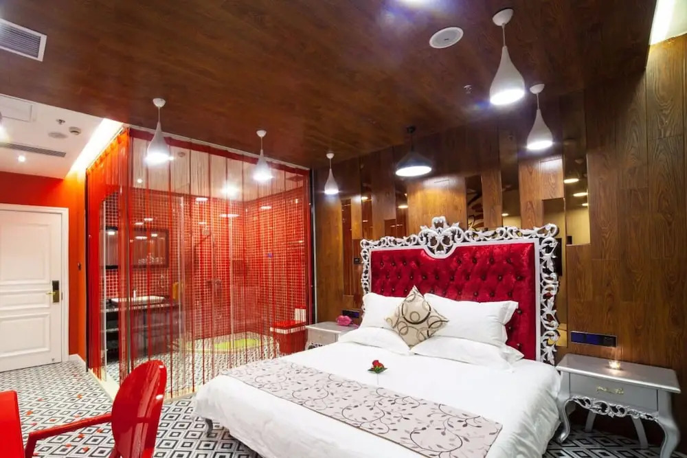 Suzhou Huazhiyu Lover Theme Hotel