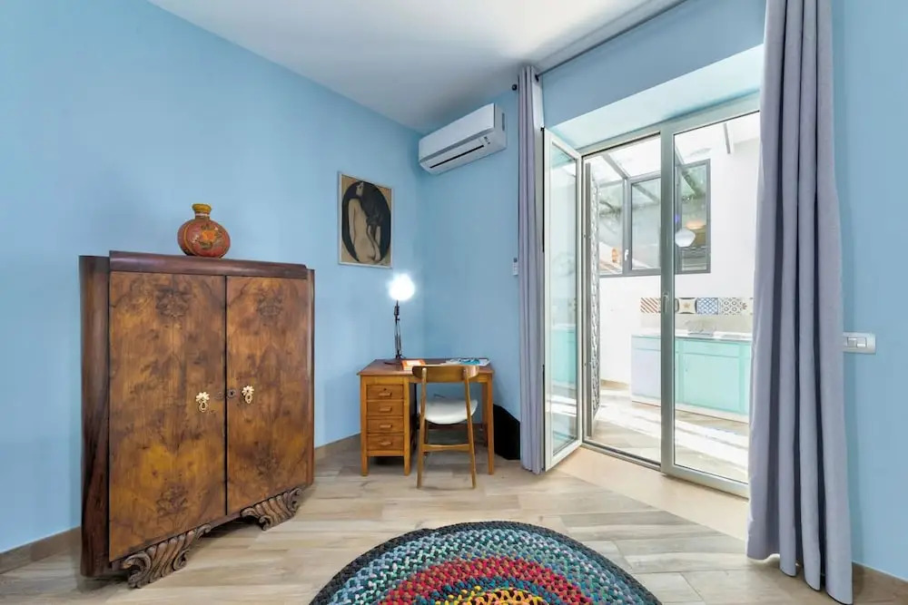 Apartment With 3 Bedrooms in Napoli, With Enclosed Garden and Wifi