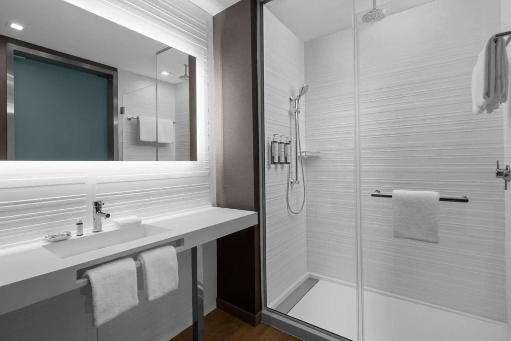 AC Hotel by Marriott Clearwater Beach