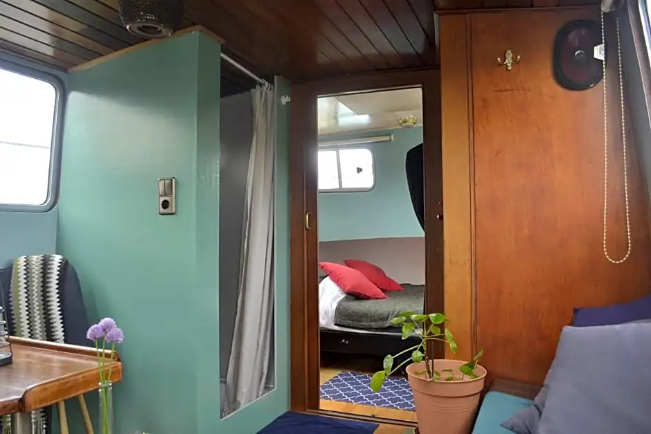 Floating B&B Amsterdam