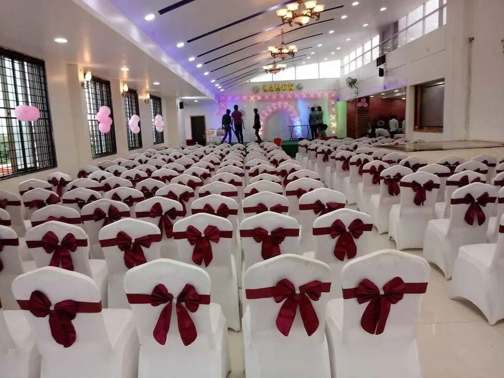 Hotel Kasturi International