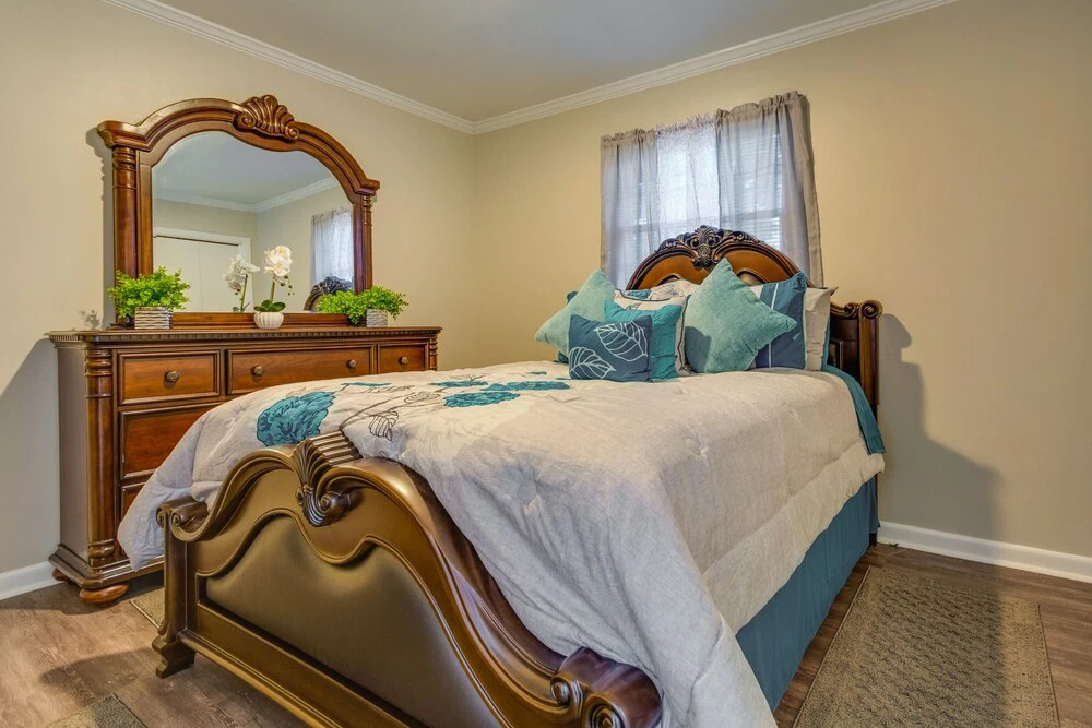 Spacious Little Rock Home w/ Patio - 9 Mi to Dtwn!