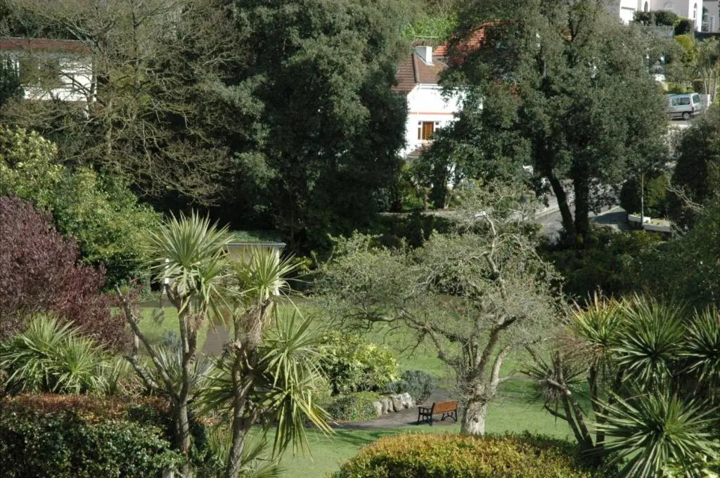 Tusker Lodge Hotel