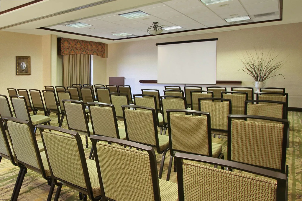 Hampton Inn & Suites-Florence Downtown