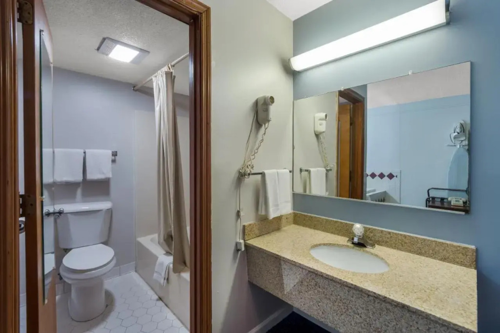 Howard Johnson Inn