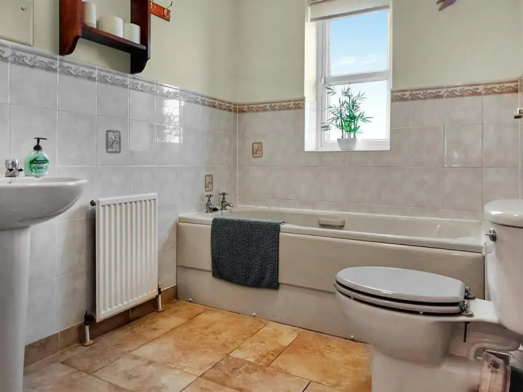 Brompton Lodge