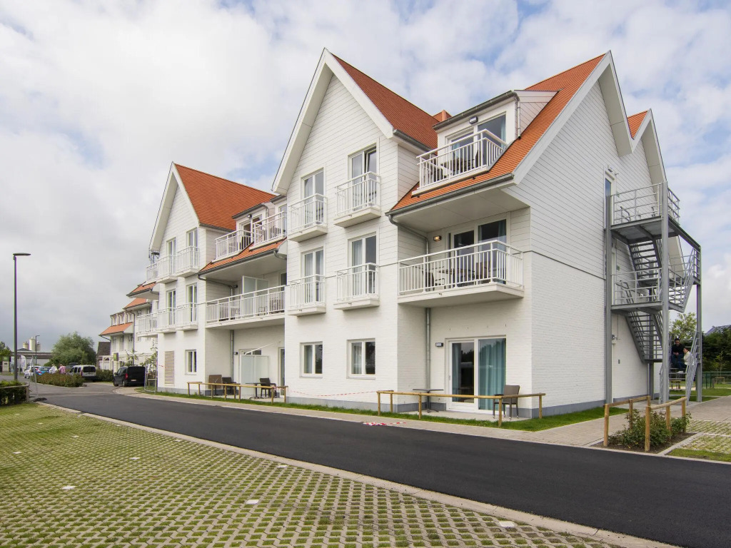 Modern apartment with a dishwasher at 3 km. from Nieuwpoort