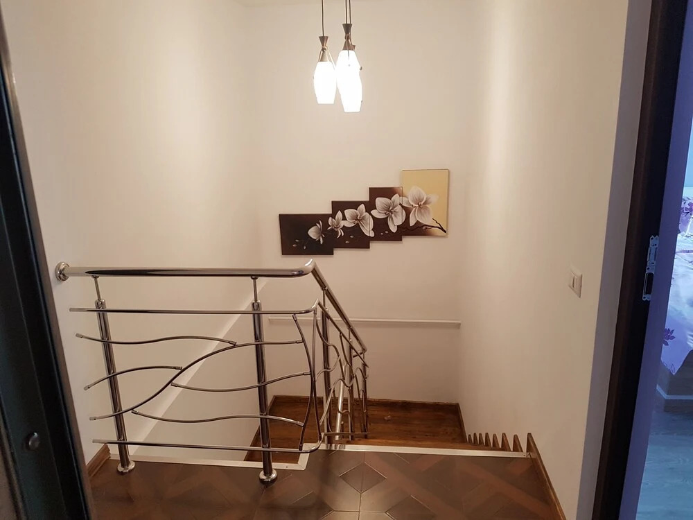 Duplex Alexandra