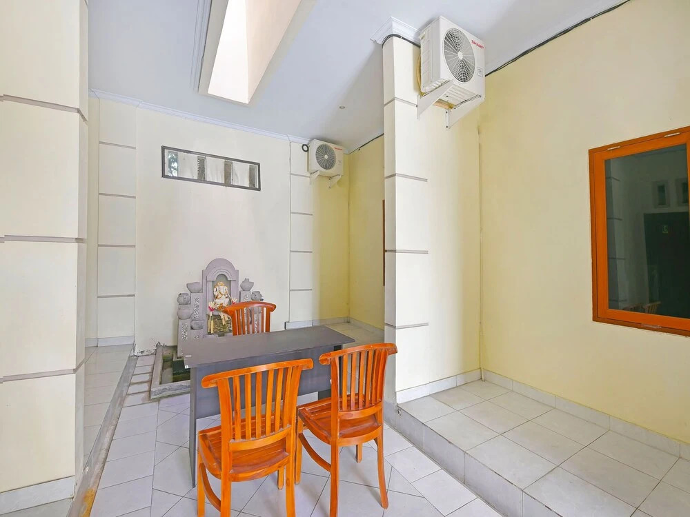 Hotel O Sandat Guest House