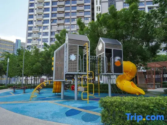 KL Modern Family Suites • 3–4BR • Walk to MRT/Mall • Infinity Pool