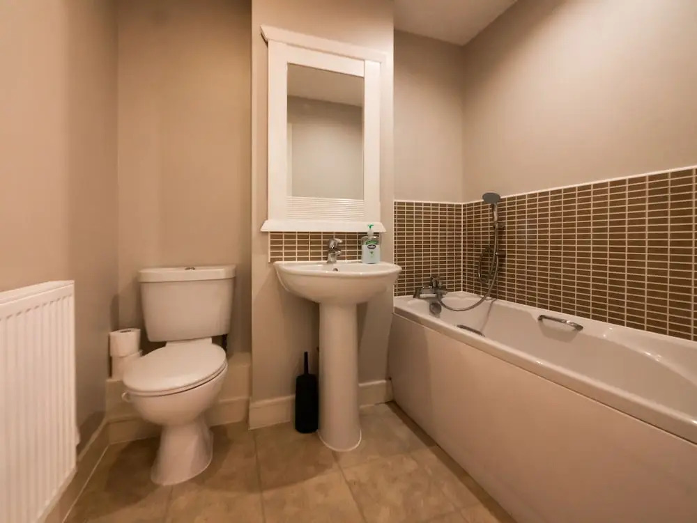 Royale Blenheim Apartment