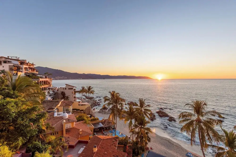 Puerto Vallarta Resort Condo, On-Site Beach Access