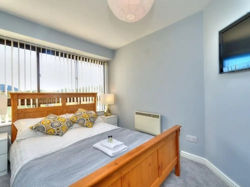 Xscape View Apartment With Balcony