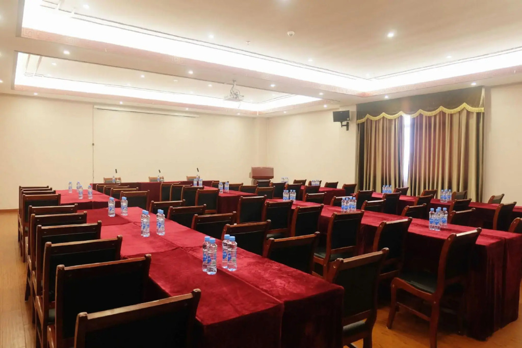 Yuxia International Hotel
