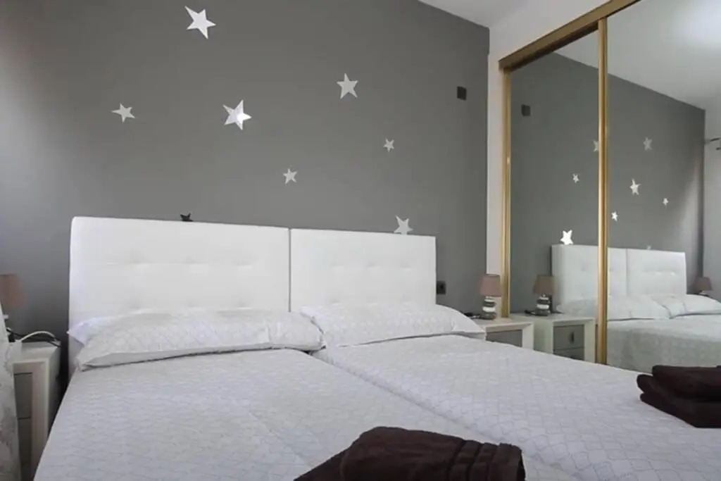 Bel appartement raffiné à 600 m de la plage