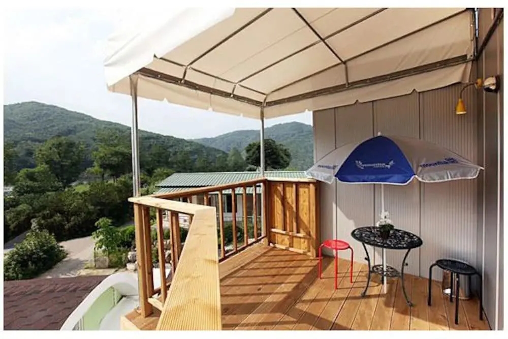 Hongchen Nix Pension