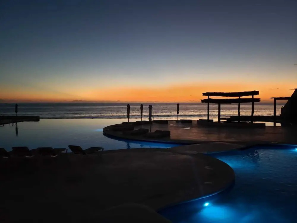 Beach and Ocean Front Apartments Cancun