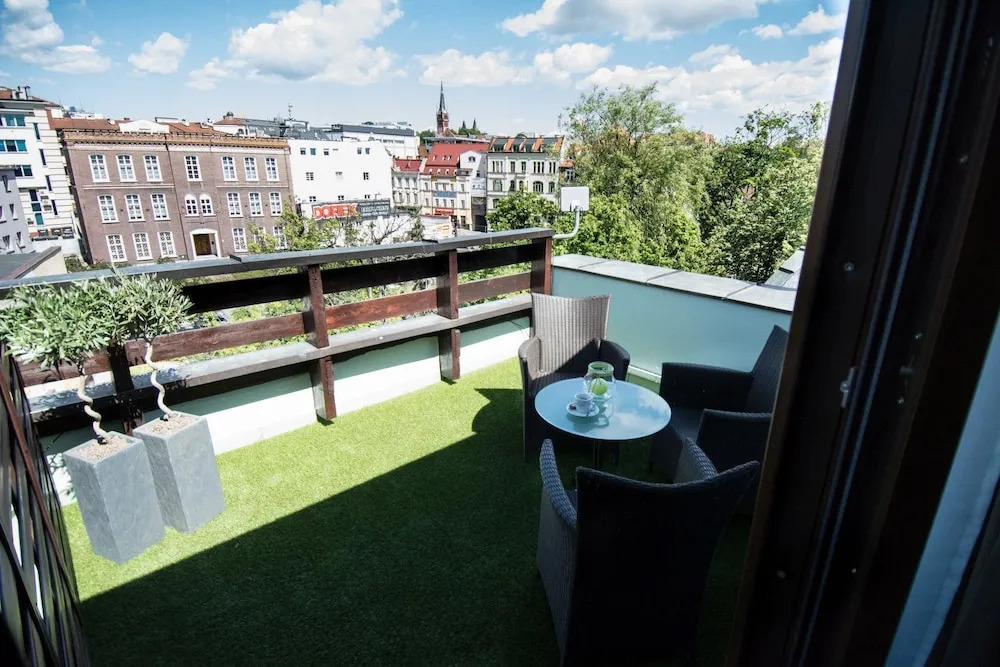 Boutique Provincja Winebar & Rooms