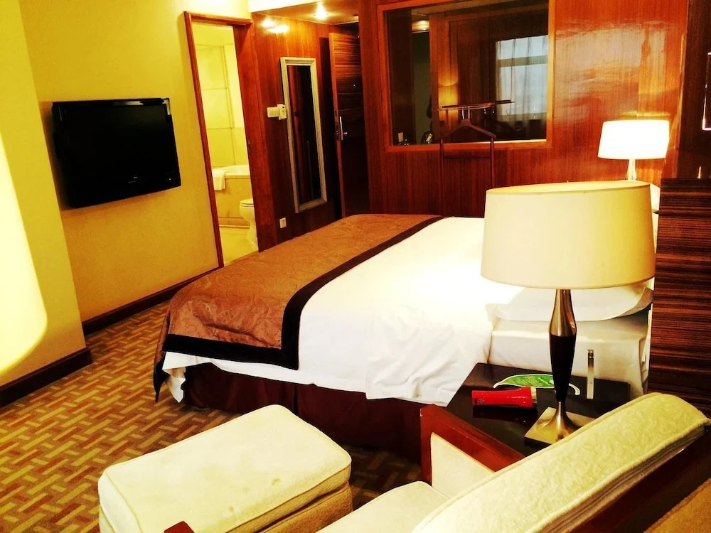 Jin Jiang Jin Feng Hotel