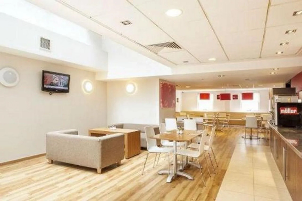 Travelodge Maidenhead Central