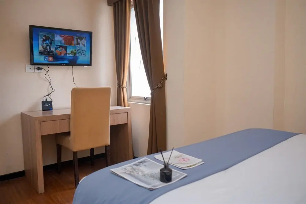 Spacious and Elegant 3BR at Great Western Apartment