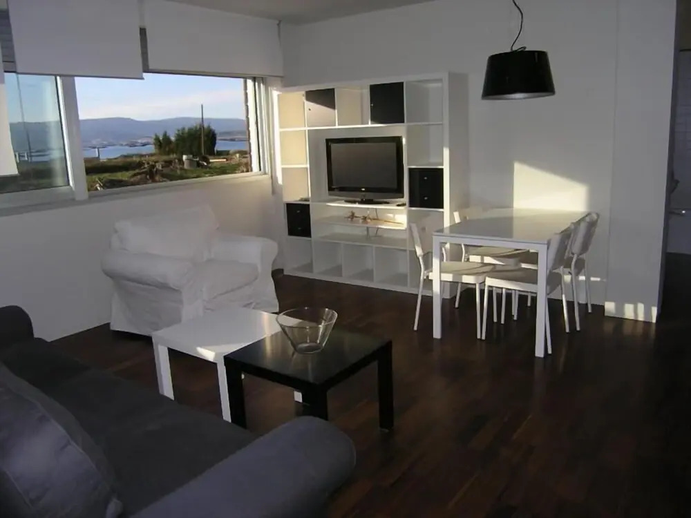 Offer of Wonderful sea Beach Apartment on the Paradisiac Island With Wifi
