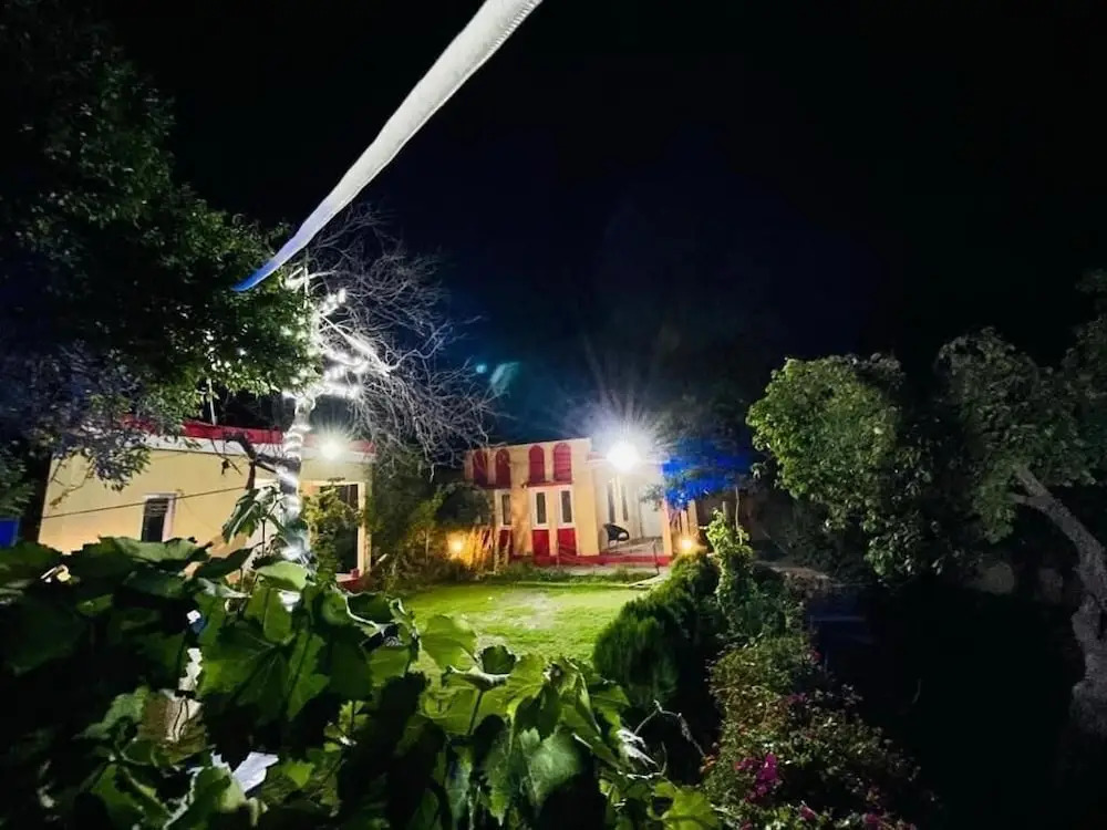 Mondoq Fort Hotel Skardu