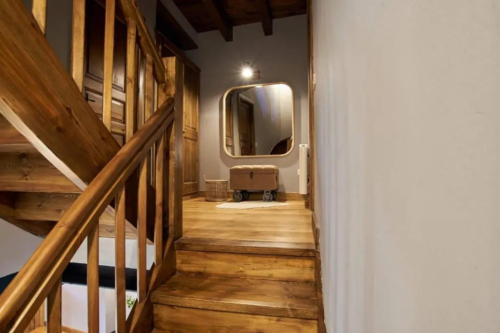 PRECIOSA CASA, NAUT ARAN, ALTO ARAN, GESSA, A 4 KM DE BAQUEIRA, 212 M2 wifi