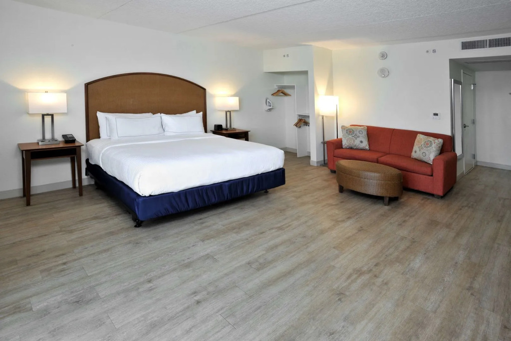 Hotel Dello Ft Lauderdale Airport, Tapestry Collection by Hilton