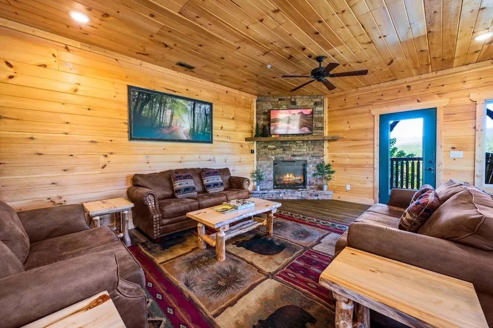 Gatlinburg Views Lodge 5 Bedroom Cabin