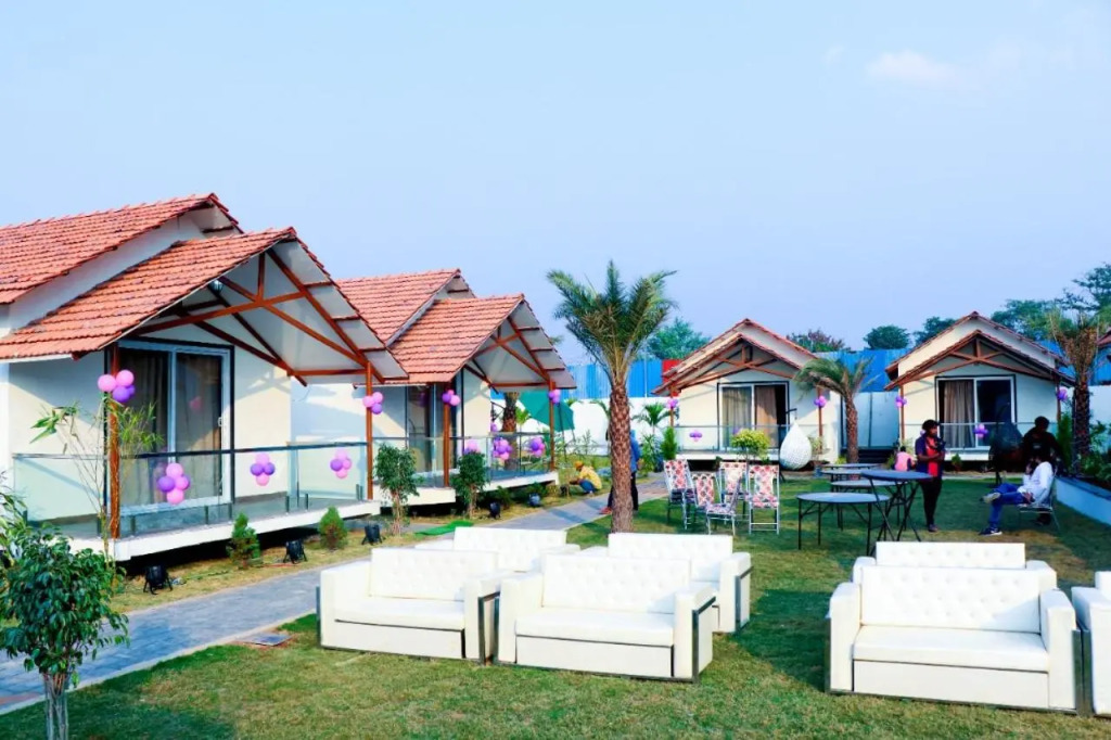 Hotel Purple Orchid