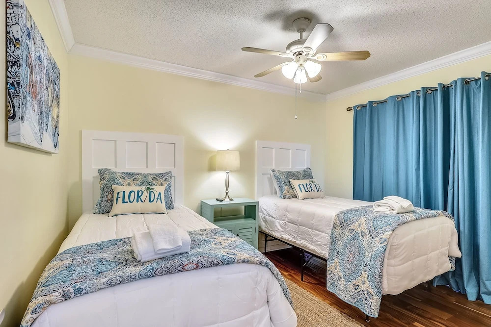 SPC 3203 - Recently Upgraded Pet Friendly 2 BR at Sandpiper Cove - Gorgeous unit by RedAwning