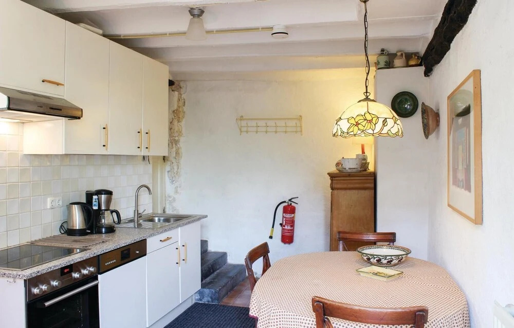 Stunning Home In Gulpen With Wifi