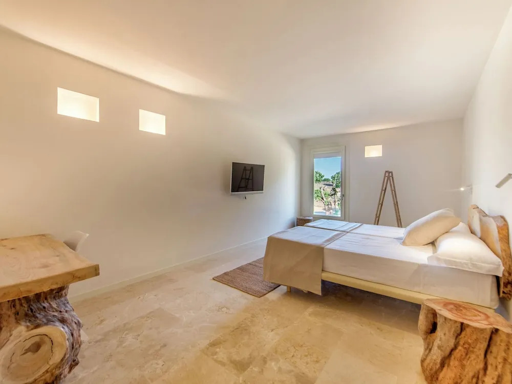 Mesmirizing Cottage in St Llorenç des Cardassar With Swimming Pool
