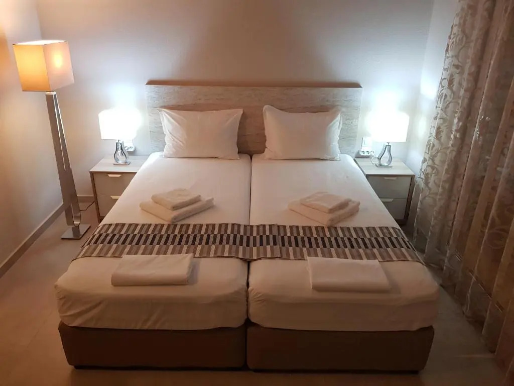 Sithonia Suites Luxury Apartments 4 Beds