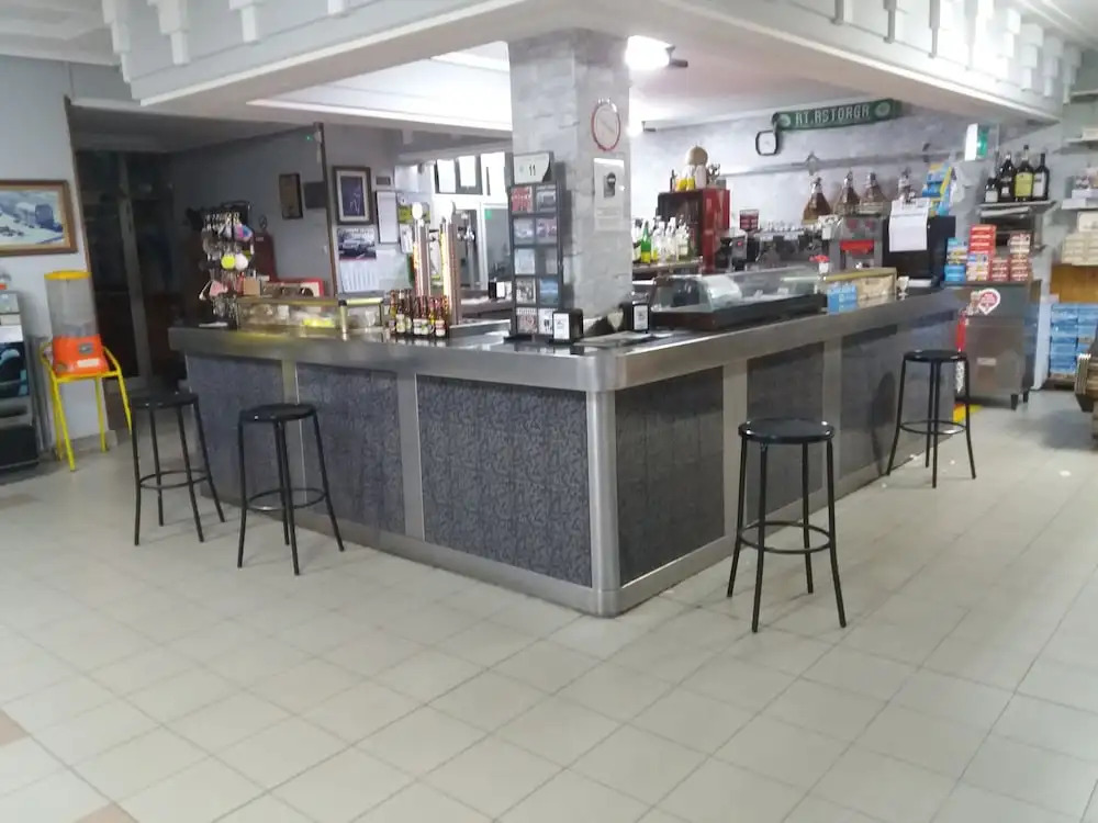 Hostal Restaurante Delfin