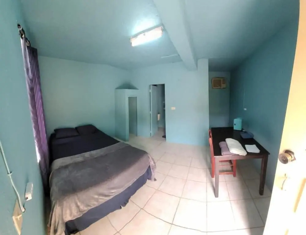 Roatan Airport Boutique Resort