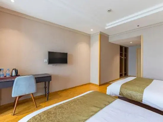 Sushi Select Hotel (Hongmei Road Subway Station)