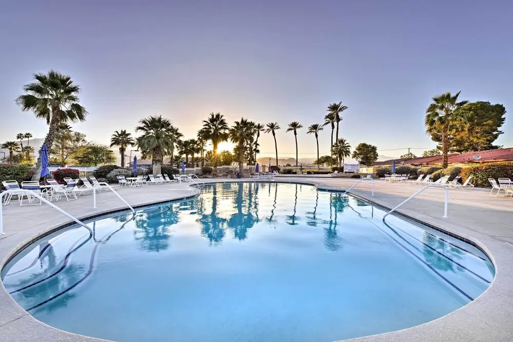 Indian Palms Resort Home w/ Yard & Community Perks