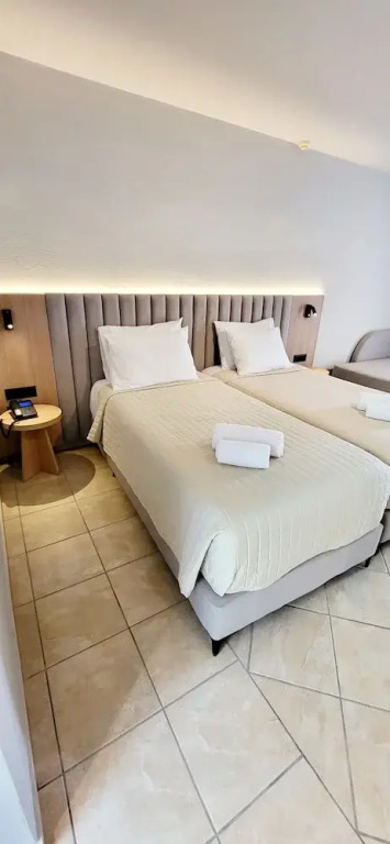 Thinalos Hotel